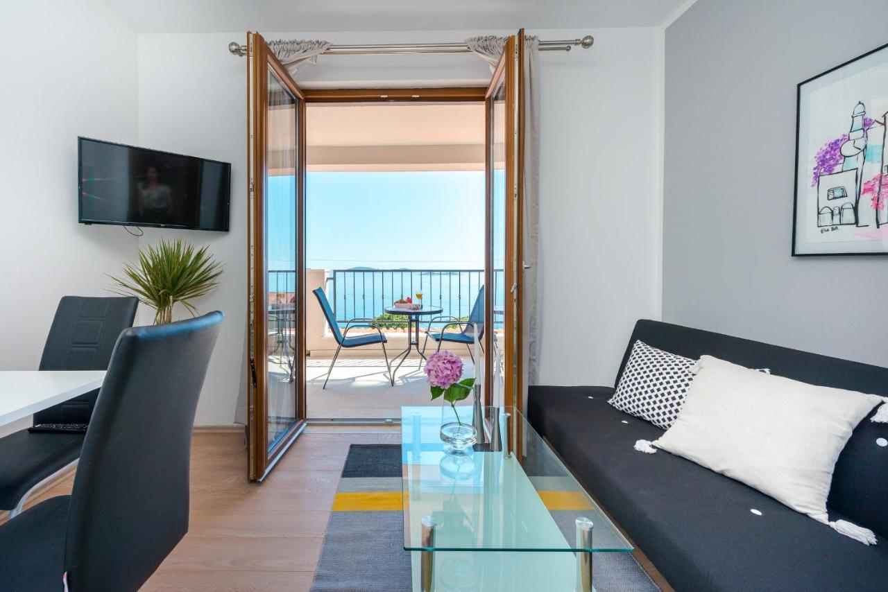Apartments Villa Made 4U مْليني المظهر الخارجي الصورة
