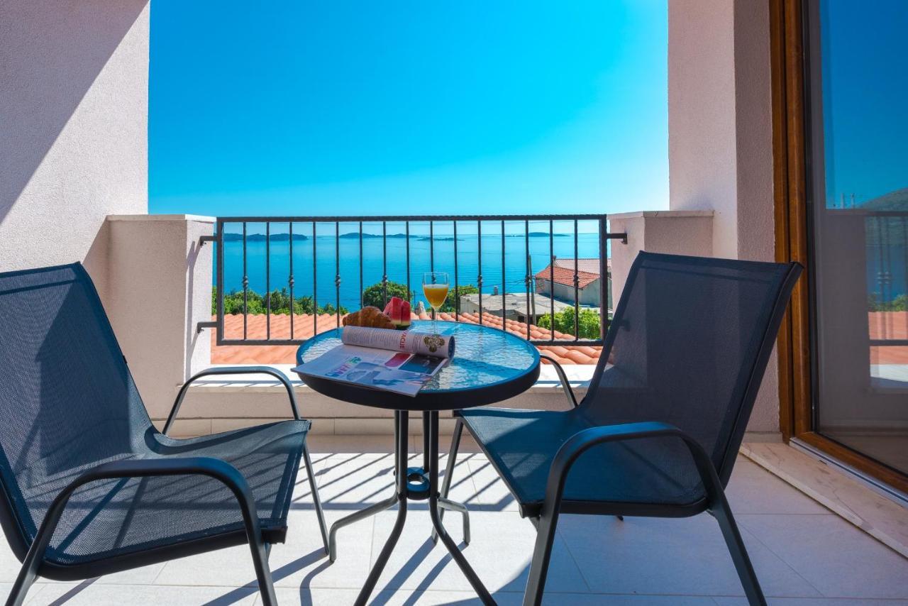 Apartments Villa Made 4U مْليني المظهر الخارجي الصورة
