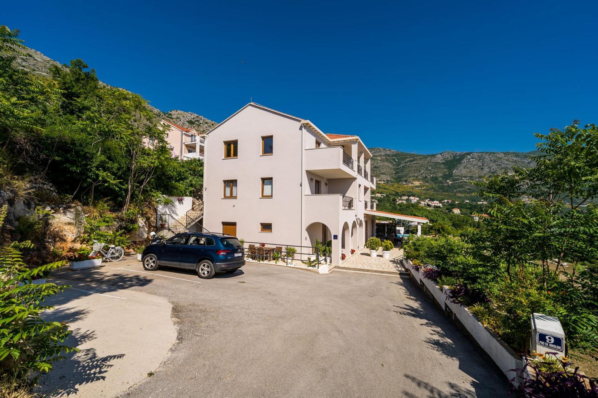 Apartments Villa Made 4U مْليني المظهر الخارجي الصورة