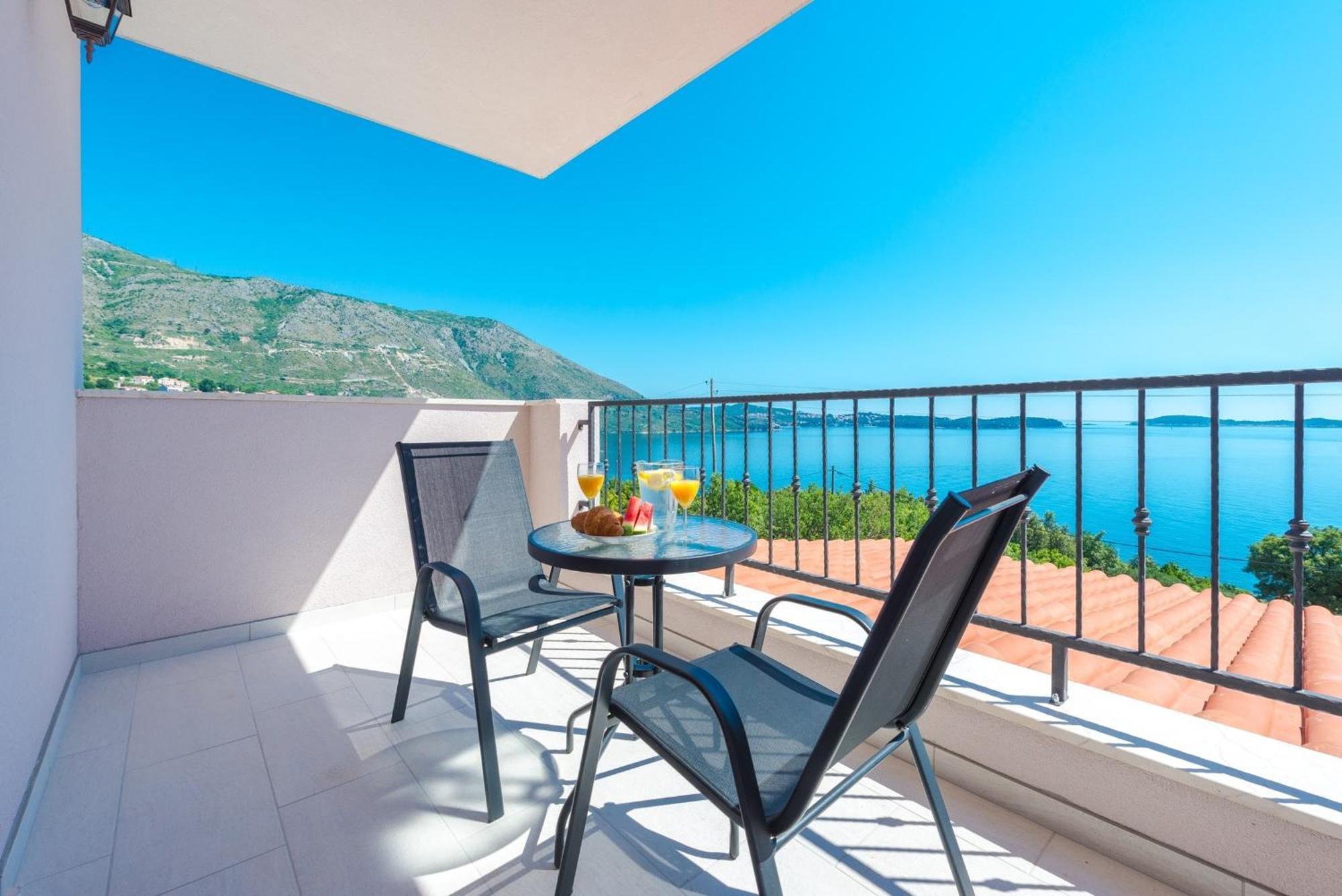 Apartments Villa Made 4U مْليني المظهر الخارجي الصورة