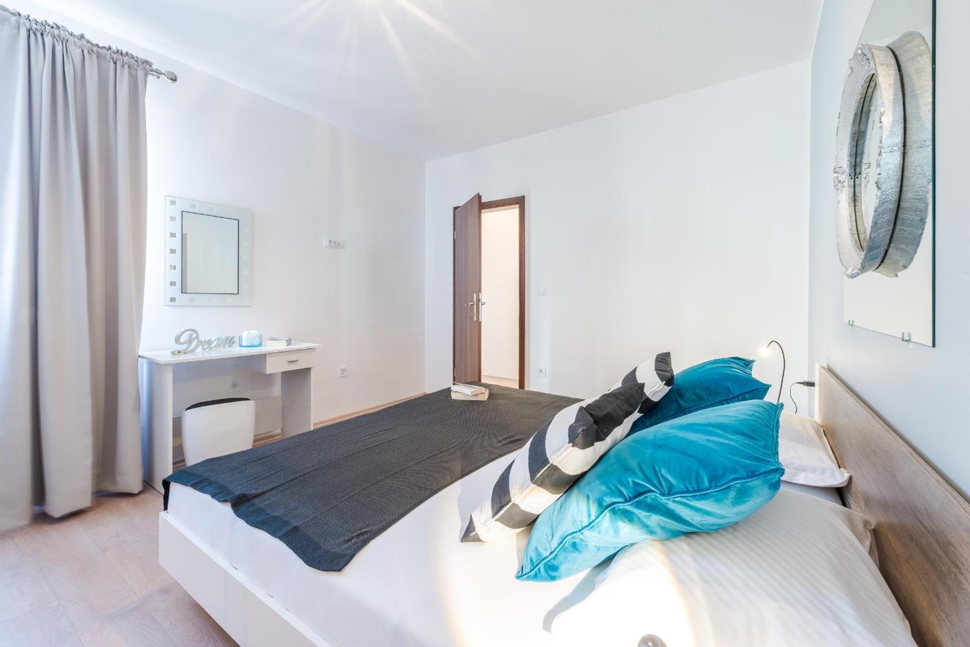 Apartments Villa Made 4U مْليني الغرفة الصورة