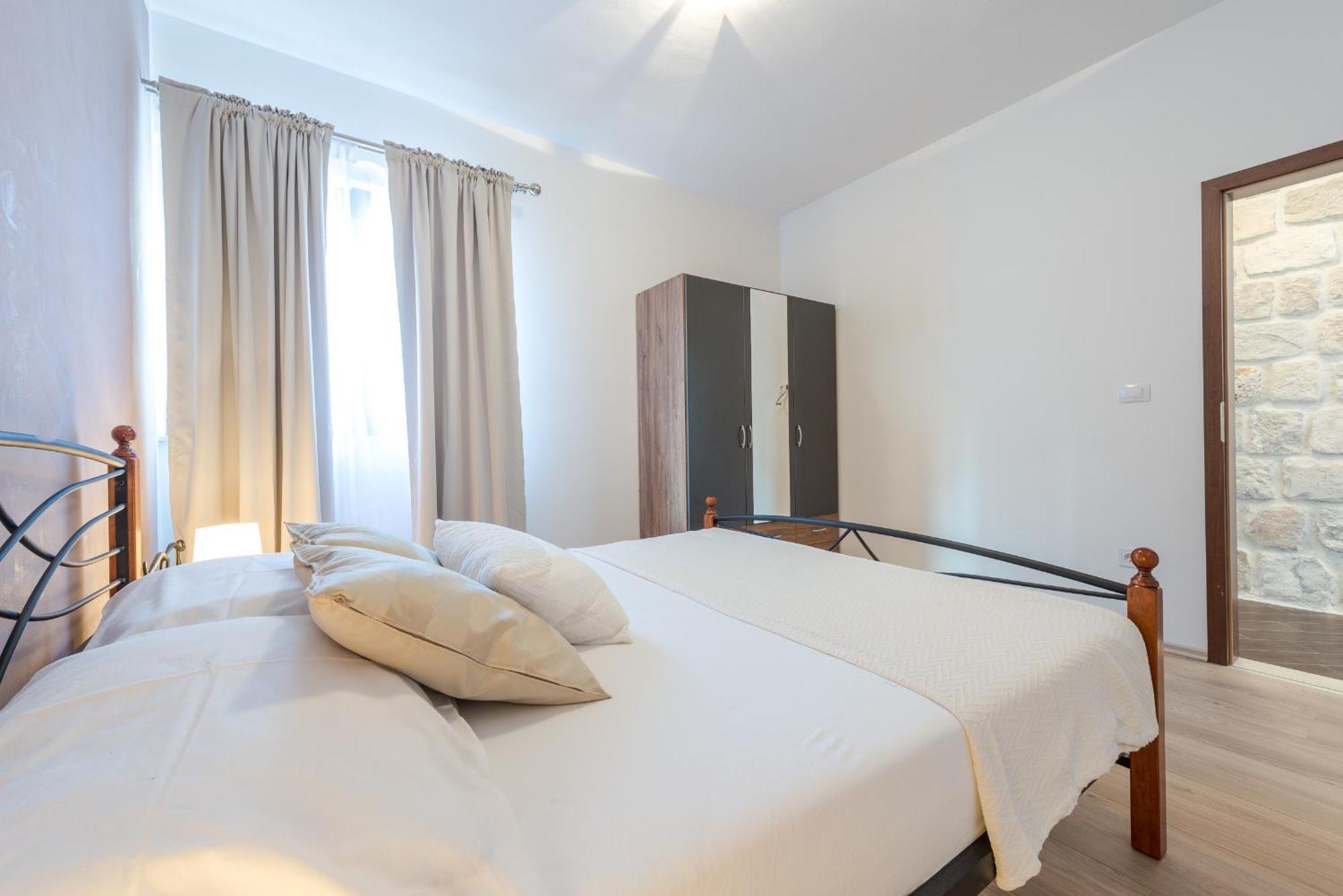 Apartments Villa Made 4U مْليني الغرفة الصورة