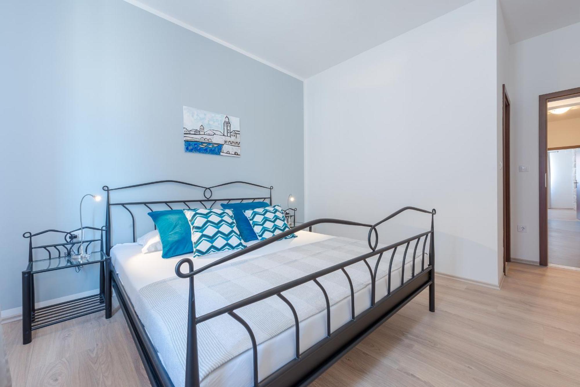 Apartments Villa Made 4U مْليني الغرفة الصورة